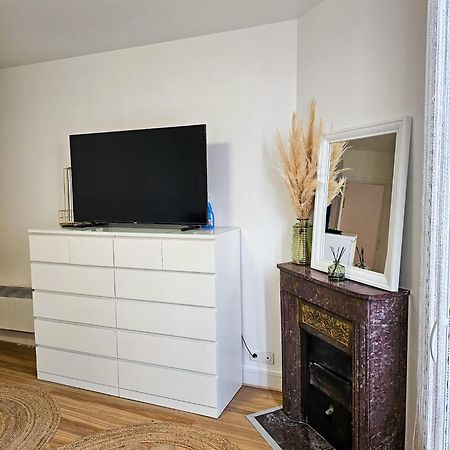 Alaya Apartment Безон Екстериор снимка
