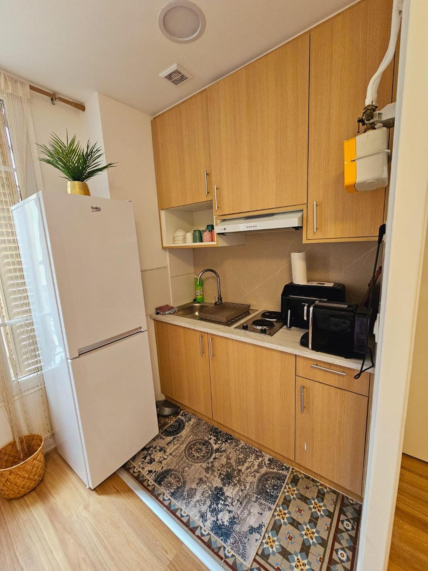 Alaya Apartment Безон Екстериор снимка